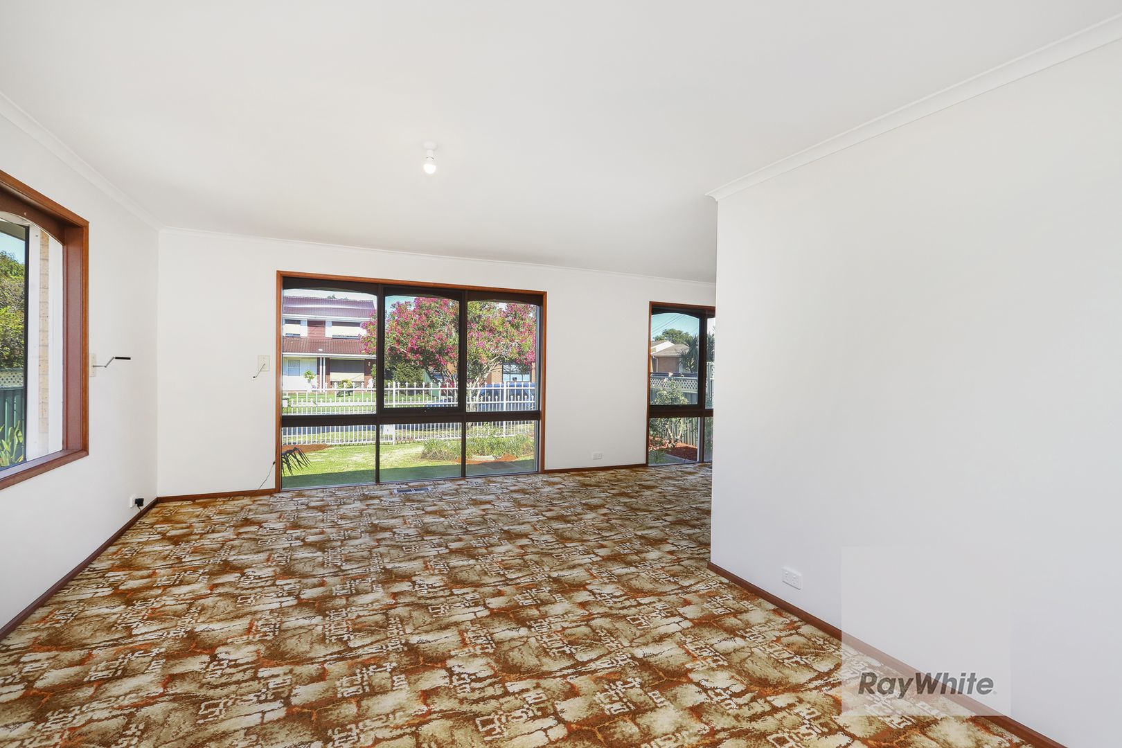 22 Handsworth Crescent, Tullamarine VIC 3043, Image 2