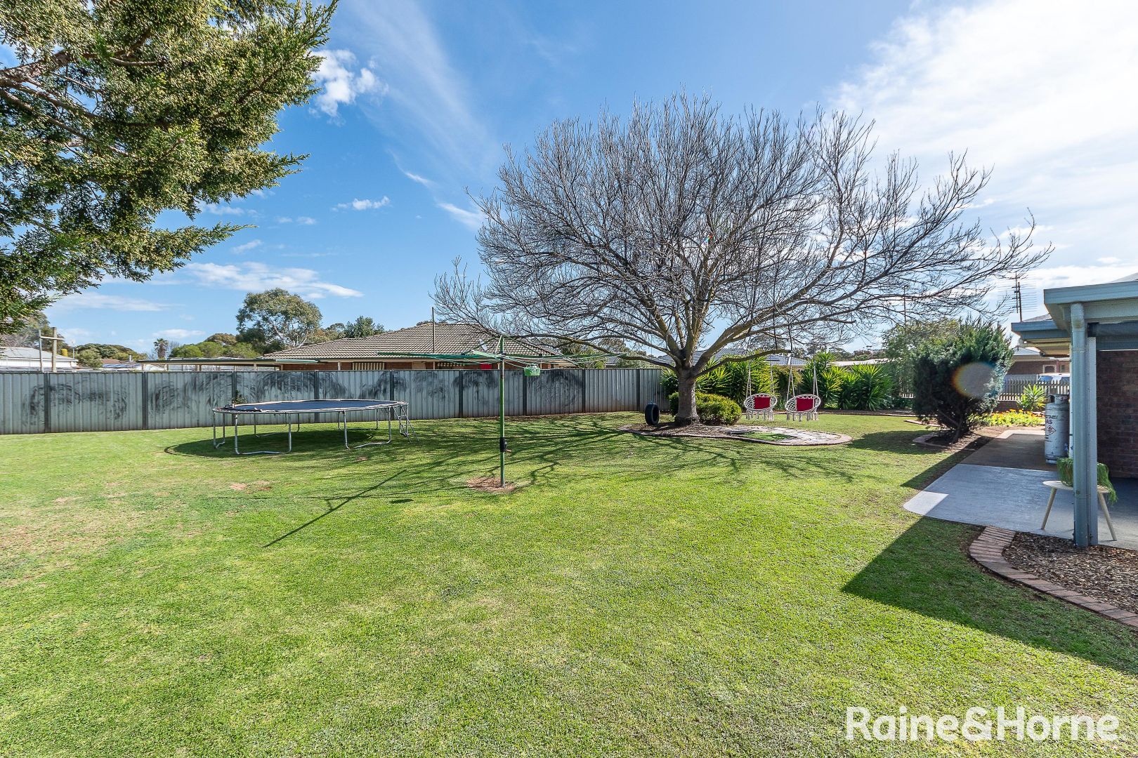 1 Coad Court, Strathalbyn SA 5255, Image 2