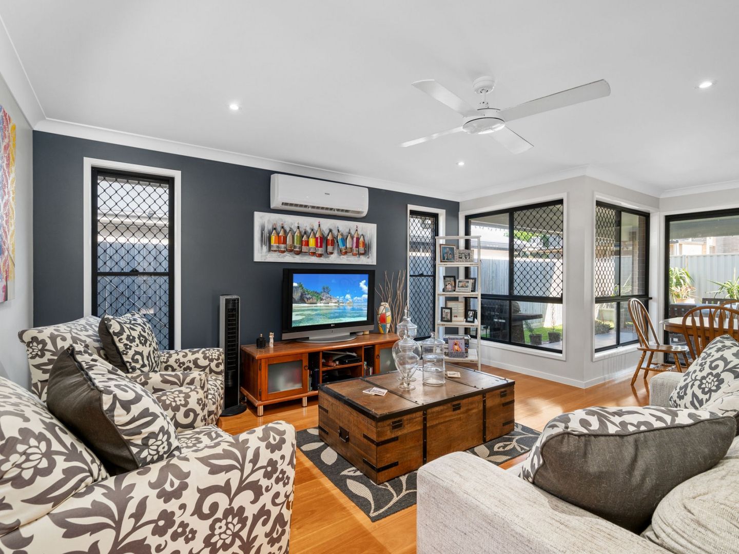 10 Hoskins Drive, Wellington Point QLD 4160, Image 2