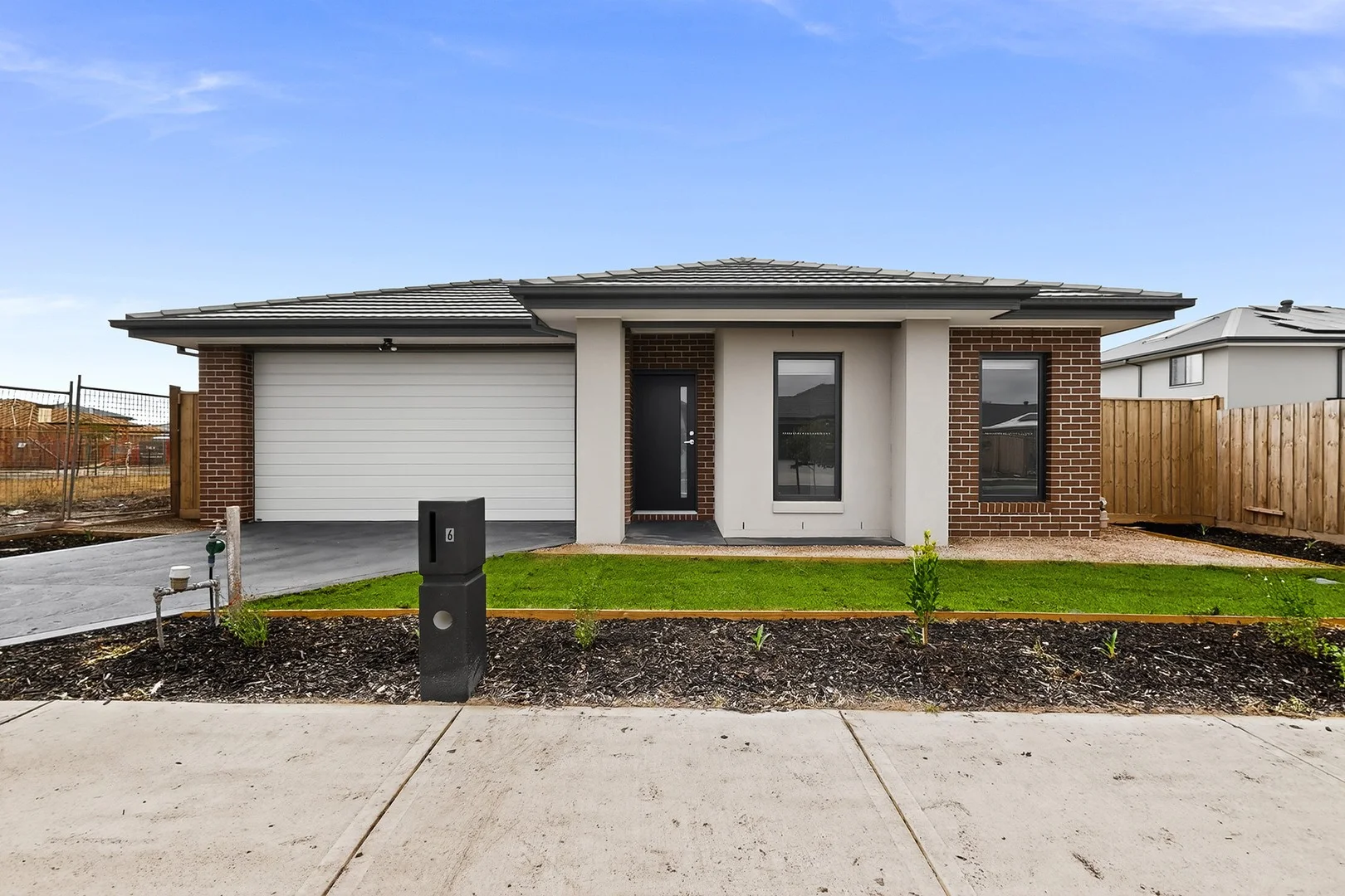 6 Apprentices Road, Sunbury VIC 3429