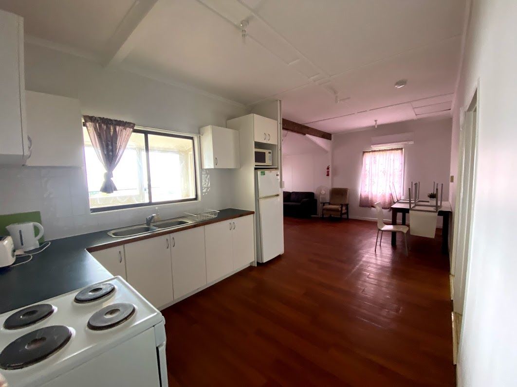 33 East Street, Wandoan QLD 4419, Image 2