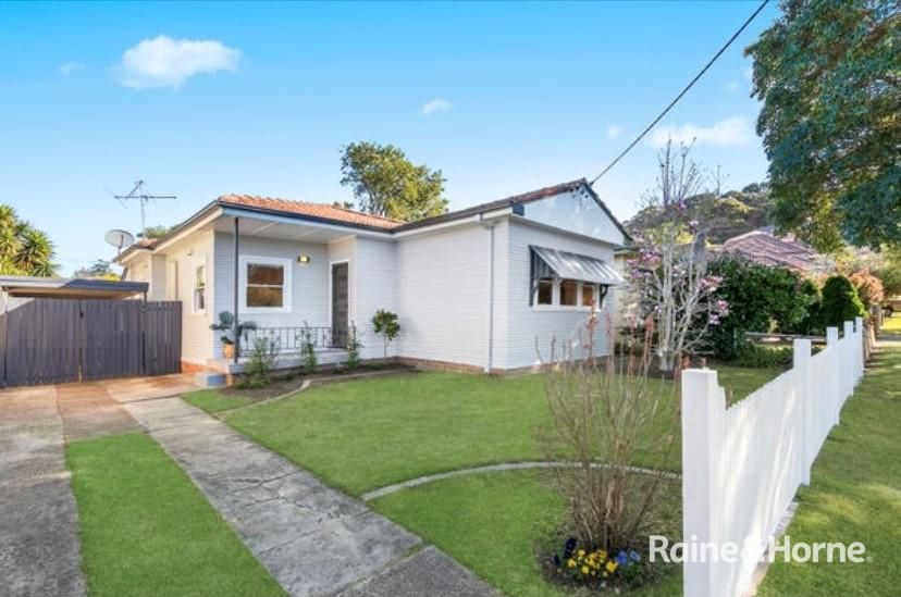 3 bedrooms House in 7 Dunkley Avenue NEW LAMBTON NSW, 2305