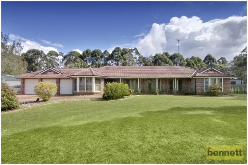 21 Nicholson Place, WINDSOR DOWNS NSW 2756, Image 1