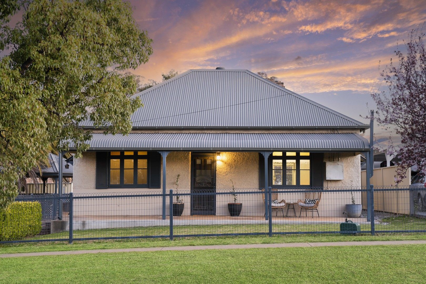 4 bedrooms House in 27 Gladstone Street MUDGEE NSW, 2850