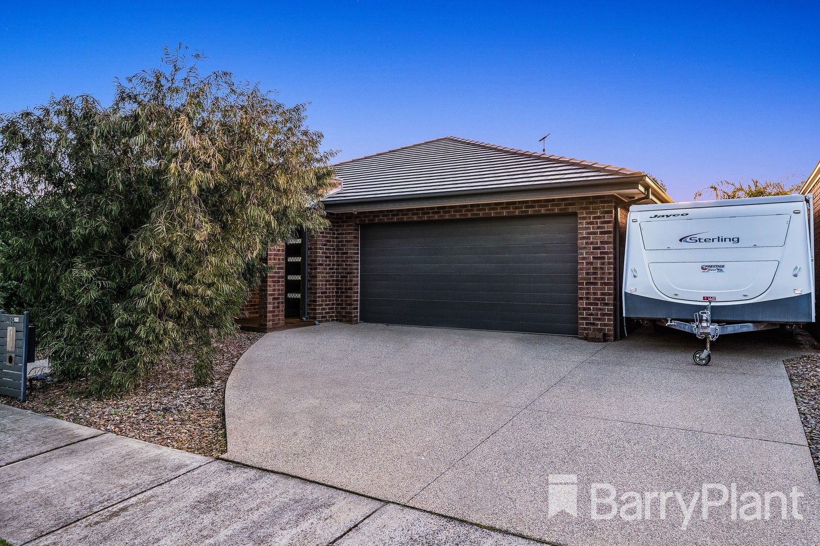 4 bedrooms House in 8 Bridgewater Circuit ARMSTRONG CREEK VIC, 3217