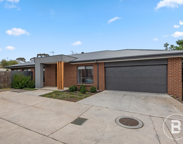 1/4A Friswell Avenue, Flora Hill VIC 3550