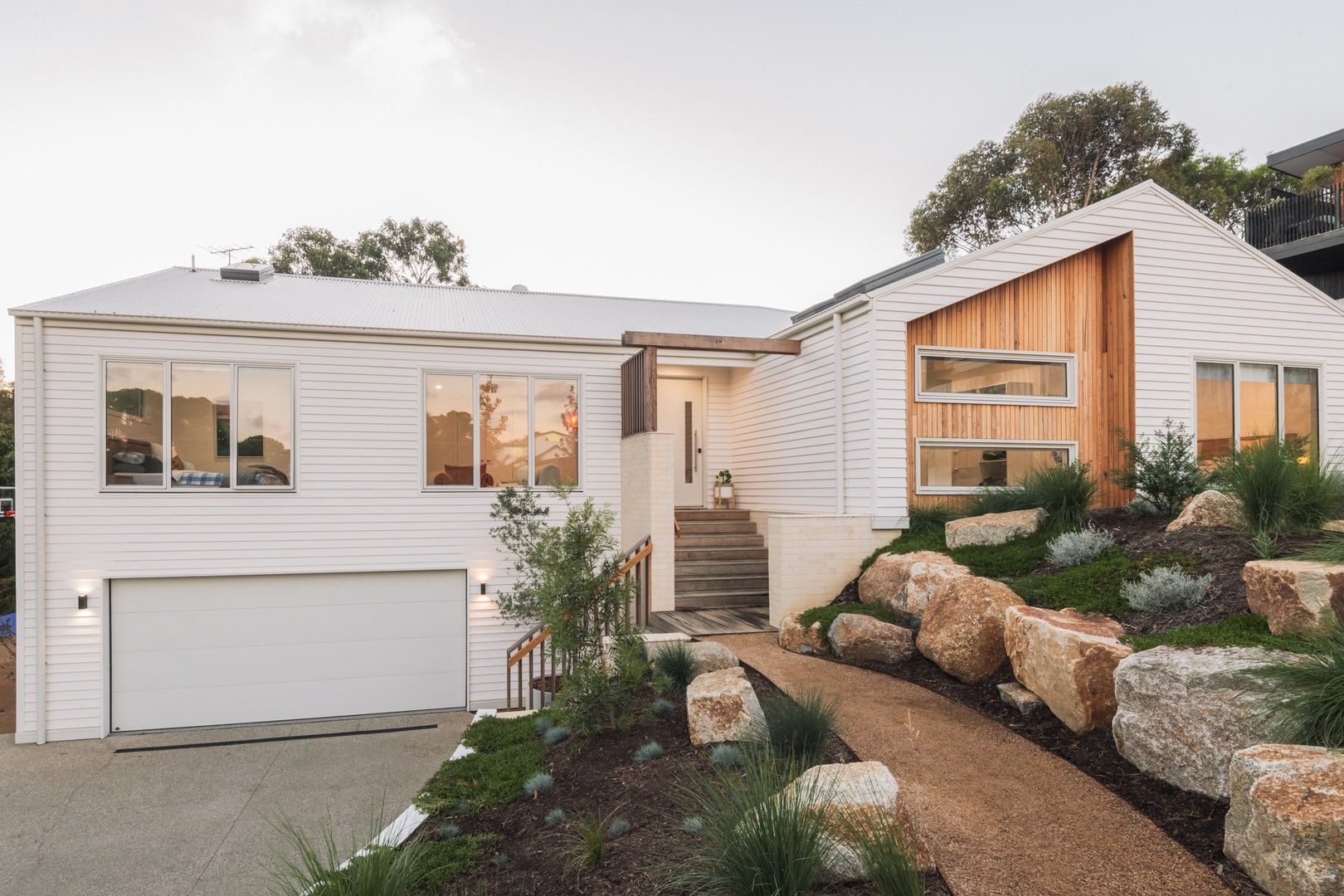 4 bedrooms House in 115D Strathmore Dr JAN JUC VIC, 3228