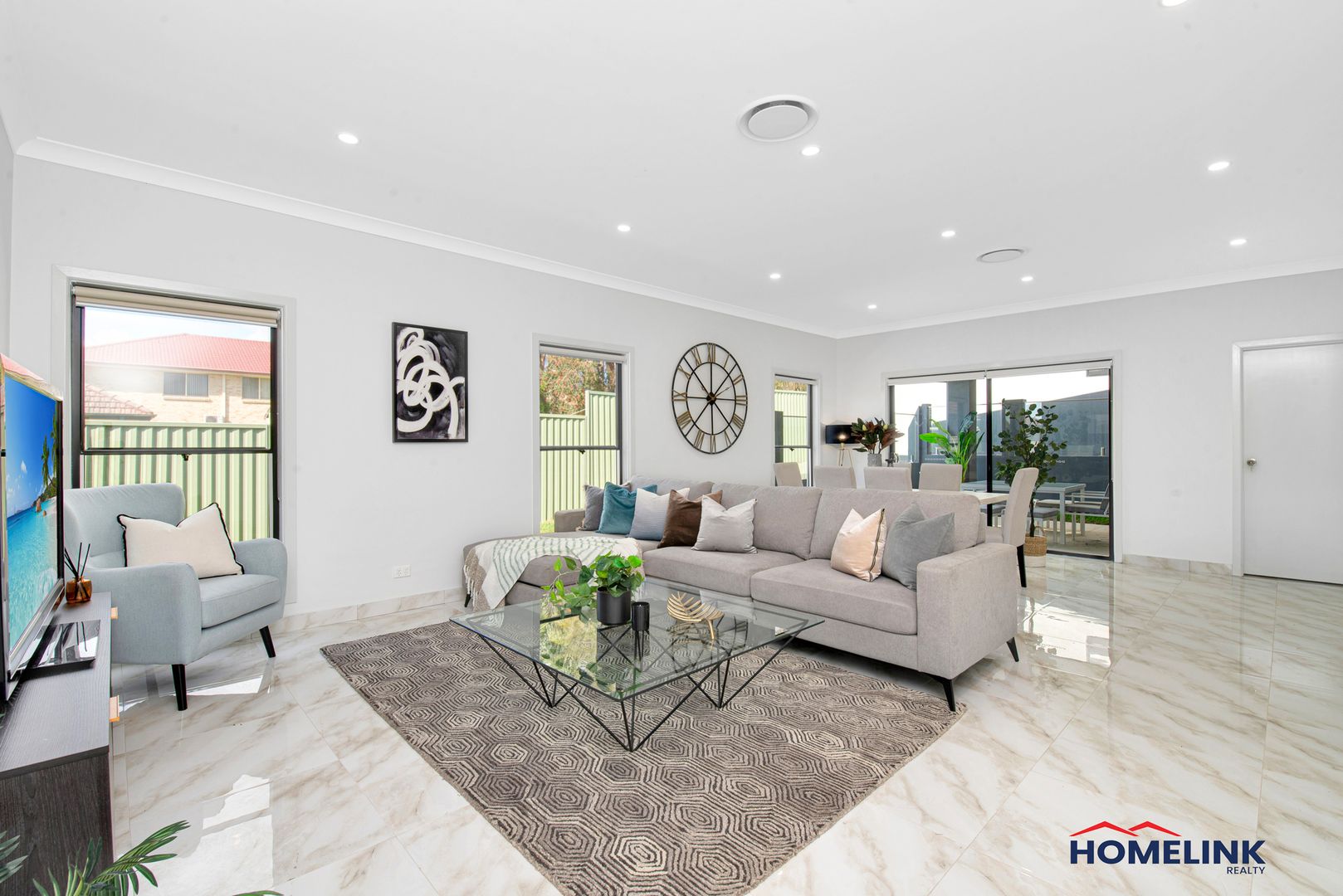 10 Downing Avenue, Regents Park NSW 2143, Image 1