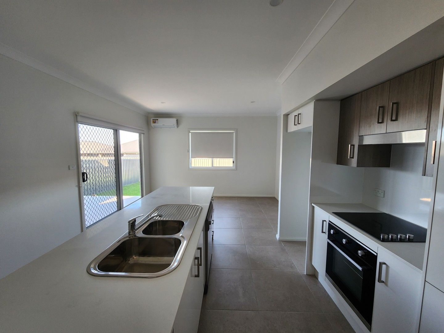 4 bedrooms Duplex in 35a Lancing Ave SUSSEX INLET NSW, 2540