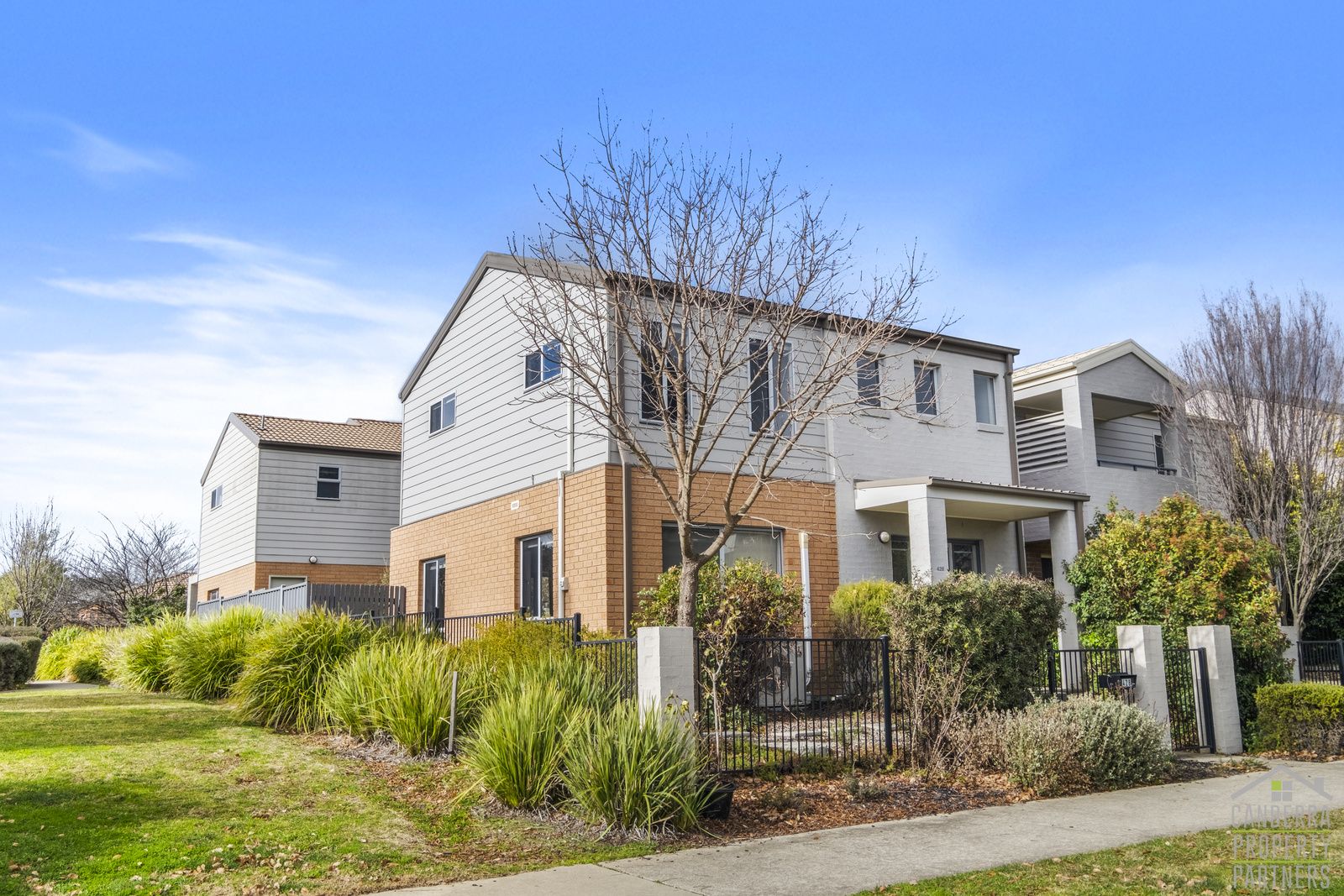 3 bedrooms Townhouse in 1/428 Antill Street WATSON ACT, 2602