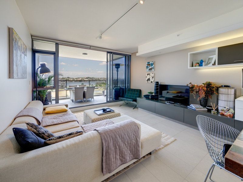 2 bedrooms Apartment / Unit / Flat in 93/27 Cunningham St NEWSTEAD QLD, 4006