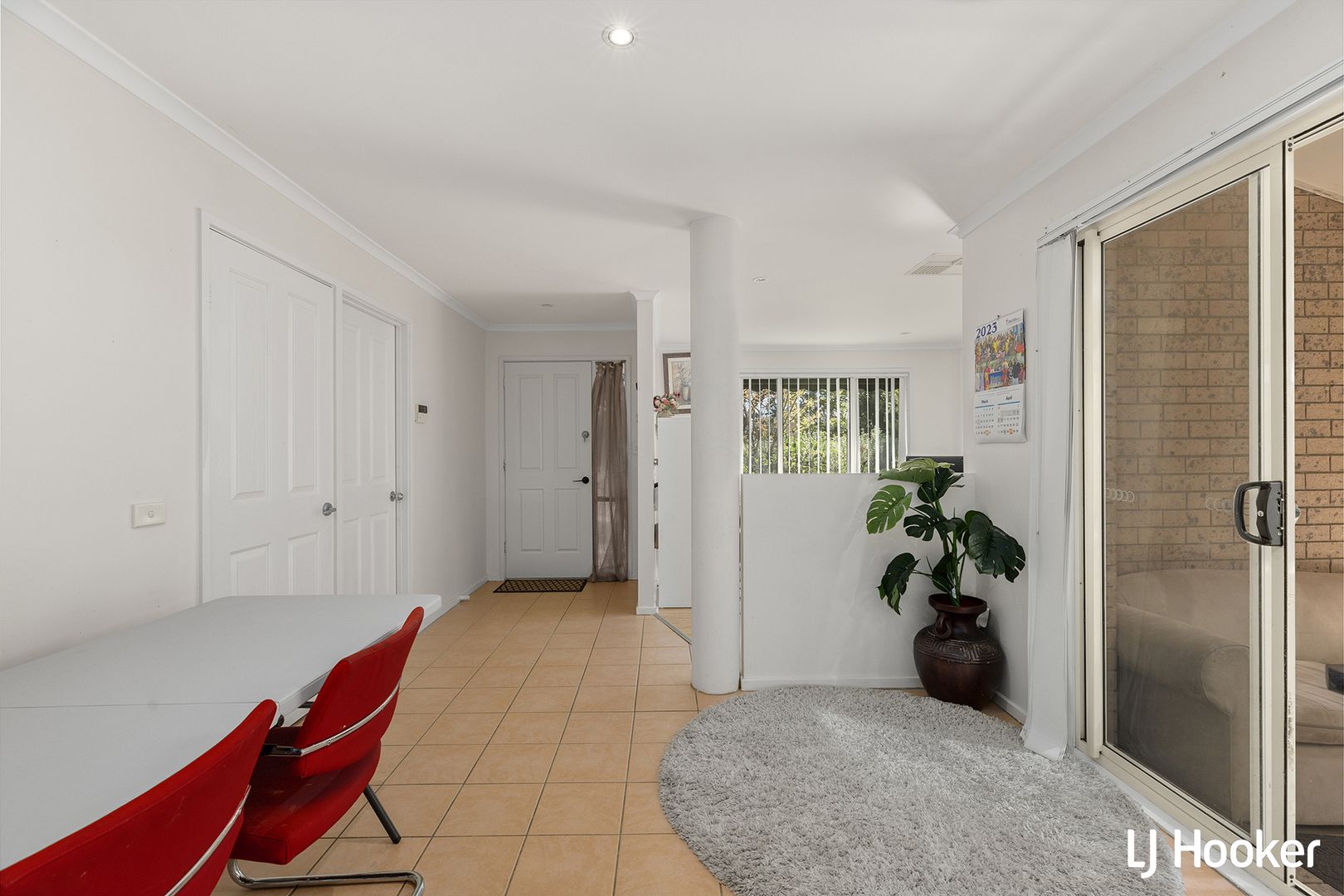 31 Tarrant Crescent, Dunlop ACT 2615, Image 2