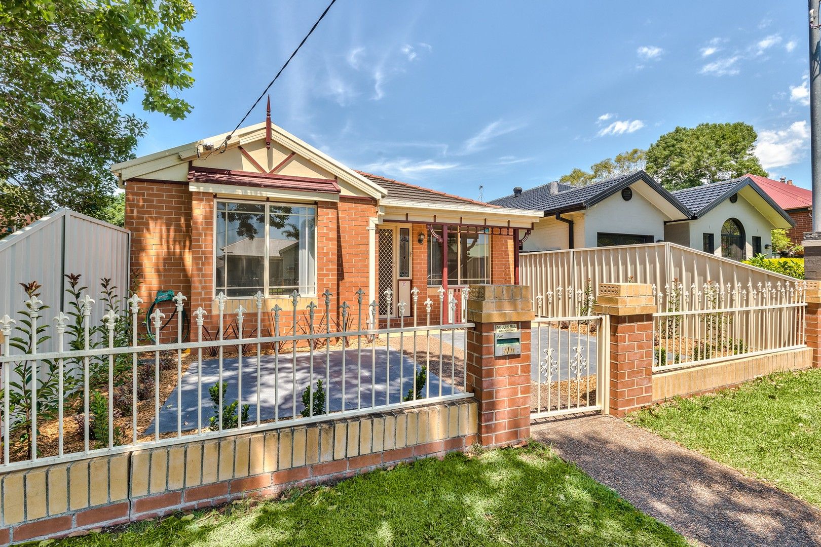 2 bedrooms Villa in 1/11 Third  Street ADAMSTOWN NSW, 2289