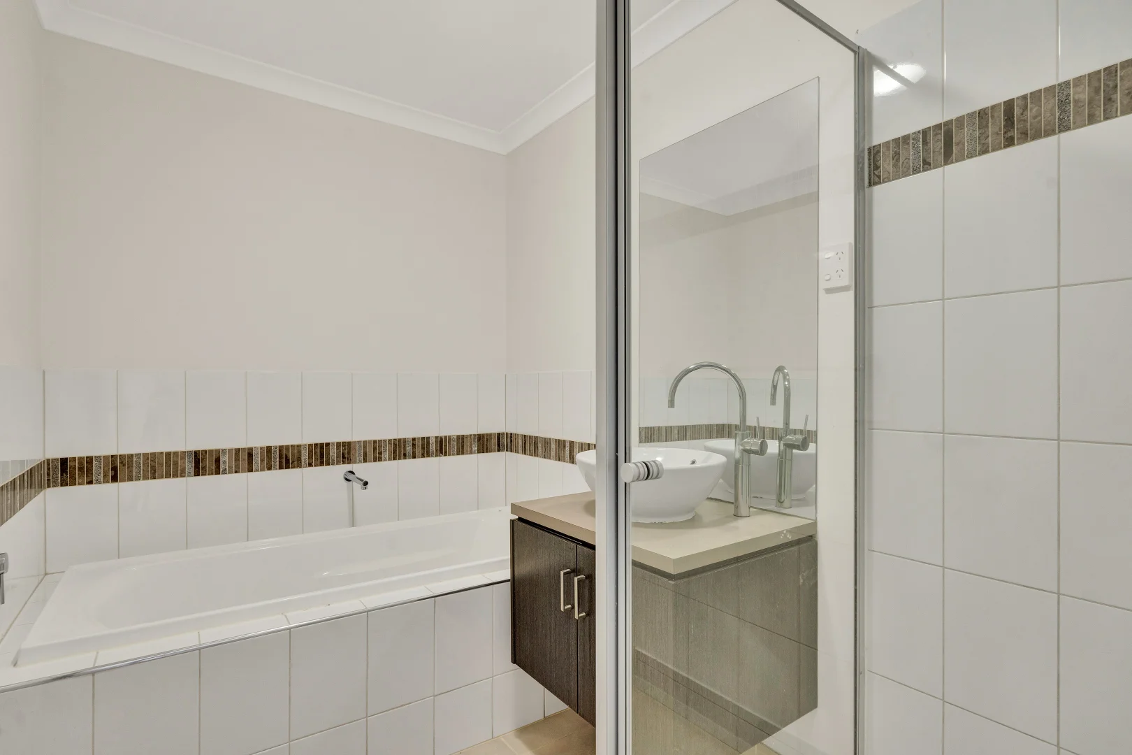 Additional image 8 of 9/53-61 Rippleside Terrace, Tarneit VIC 3029