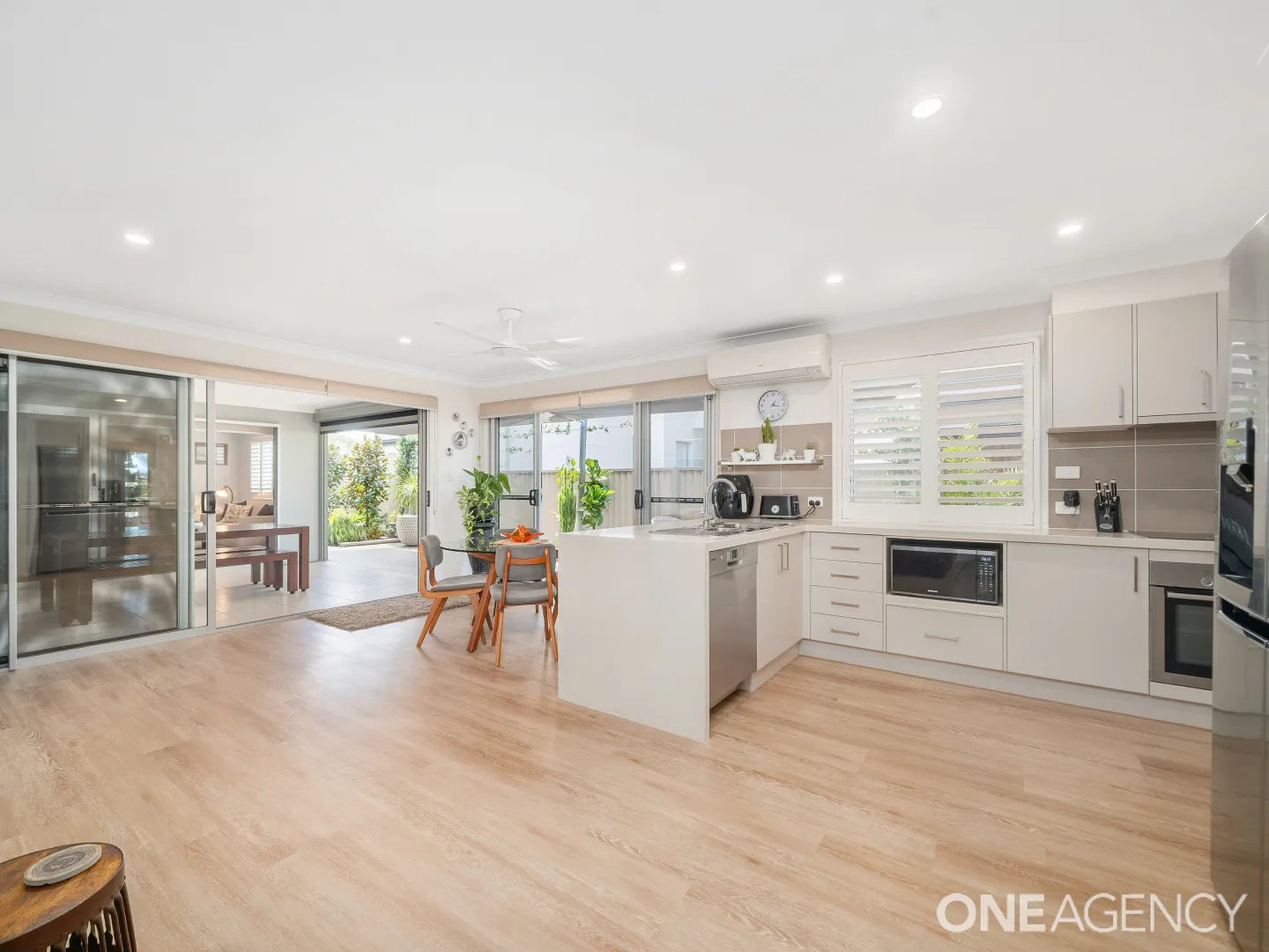 Low-set luxury living - More
