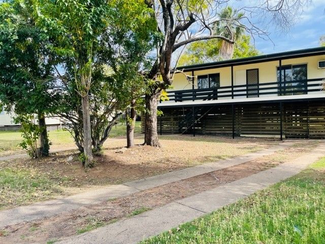 4 bedrooms House in 4 Caleb Crescent DYSART QLD, 4745