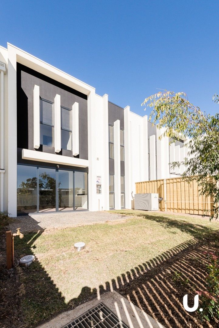 3 bedrooms Townhouse in 89 Grace Crescent KELLYVILLE NSW, 2155