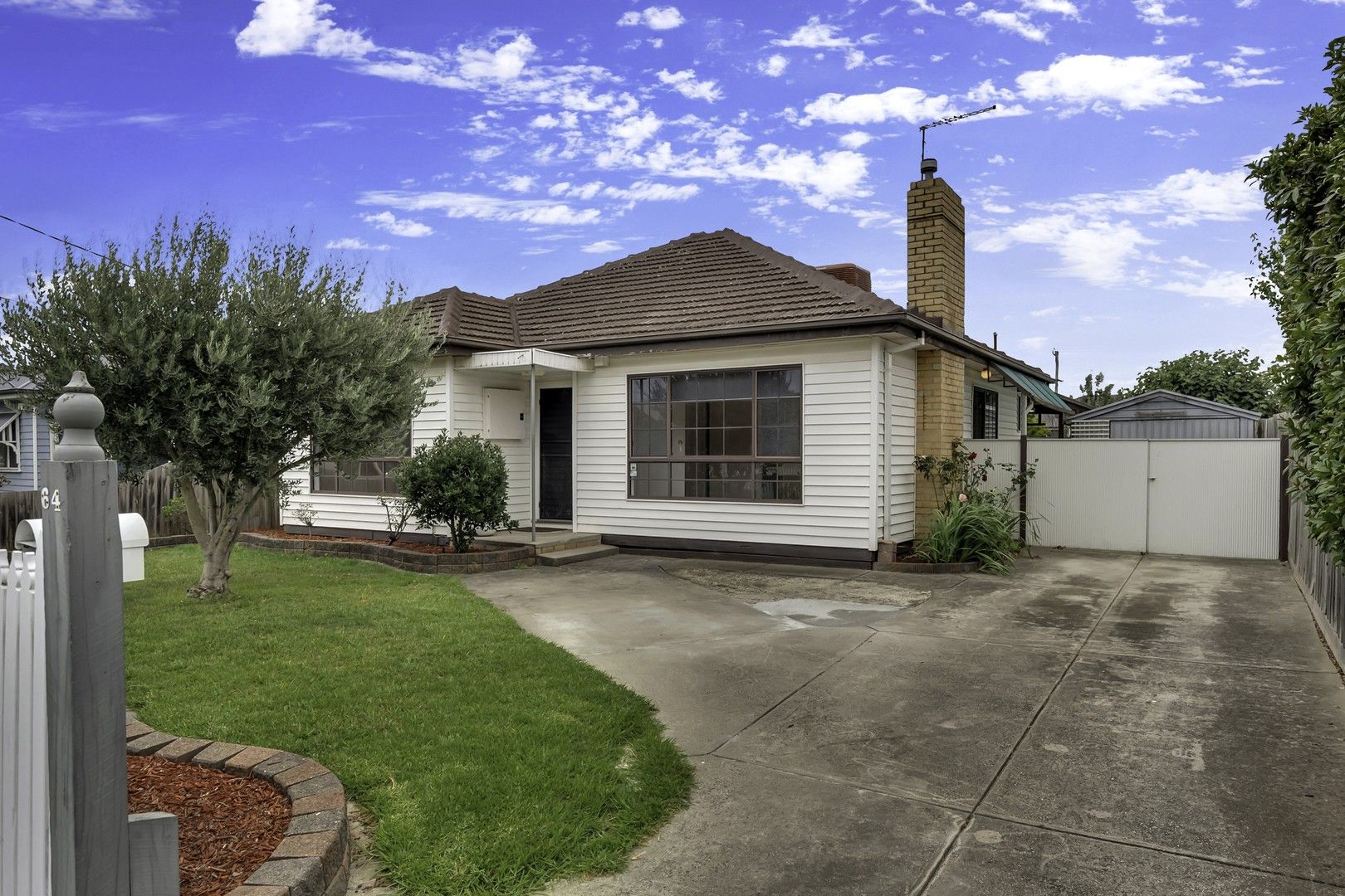 5 bedrooms House in 64 Lloyd Avenue RESERVOIR VIC, 3073