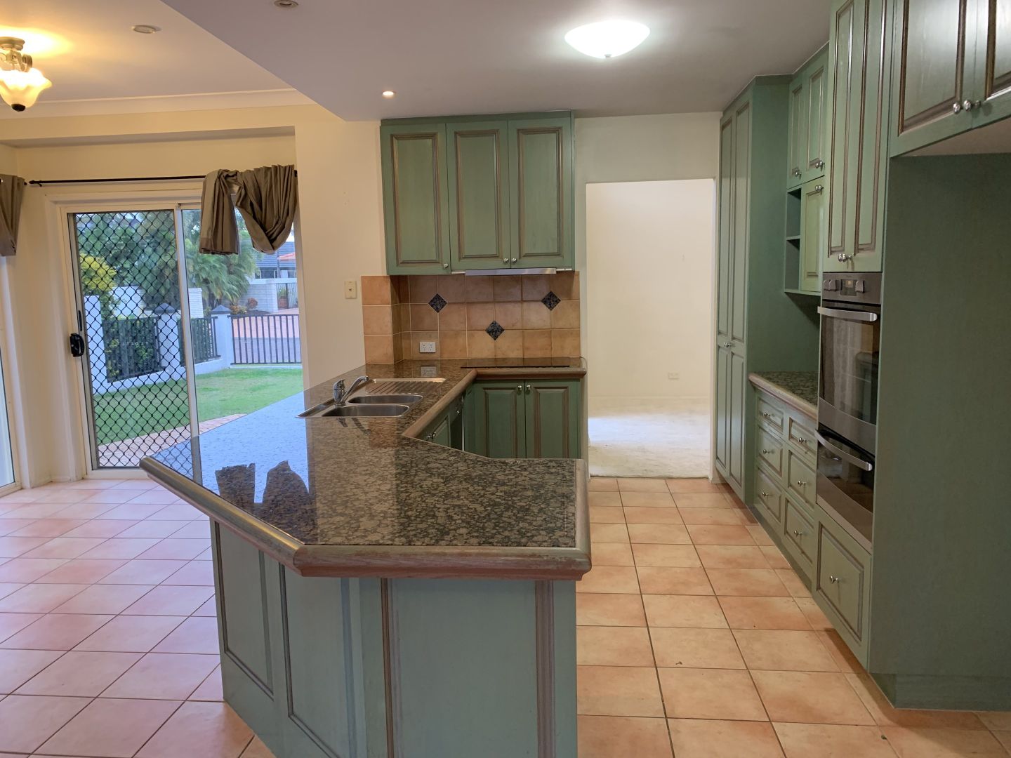 24 Marram Court, Raby Bay QLD 4163, Image 2