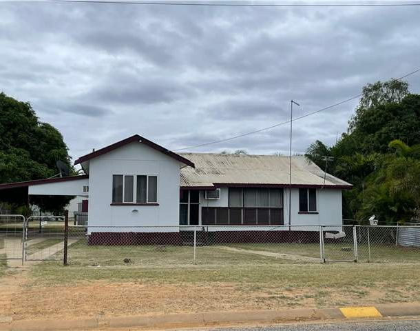 28 Seventh Avenue, Scottville QLD 4804