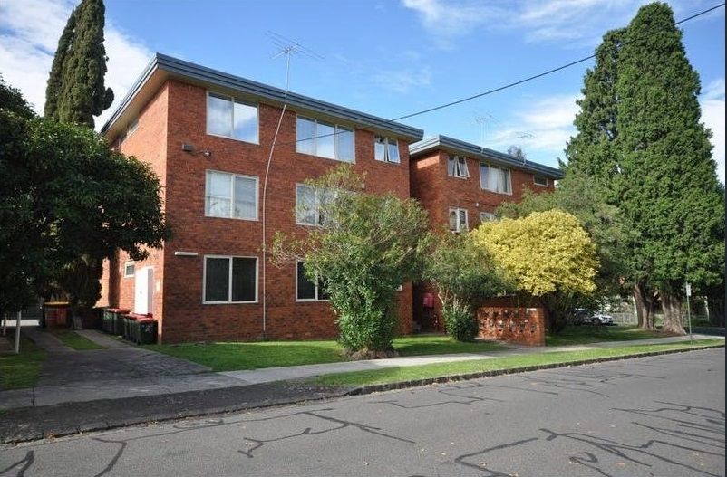 1 bedrooms Apartment / Unit / Flat in 17/1 Bishop Street BOX HILL VIC, 3128