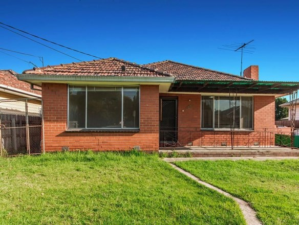 13 Erica Avenue, St Albans VIC 3021