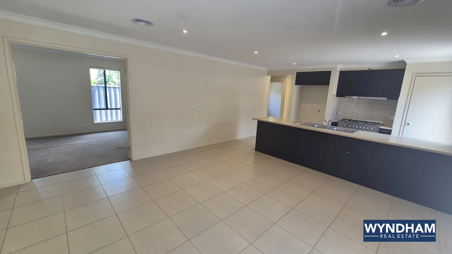 Additional image 3 of 28 Creekside Boulevard, Manor Lakes VIC 3024