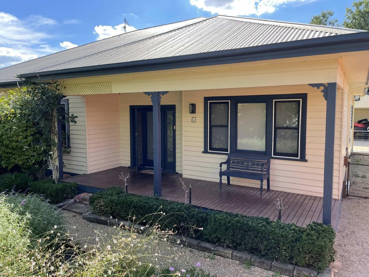 6 Deas Street, Benalla VIC 3672