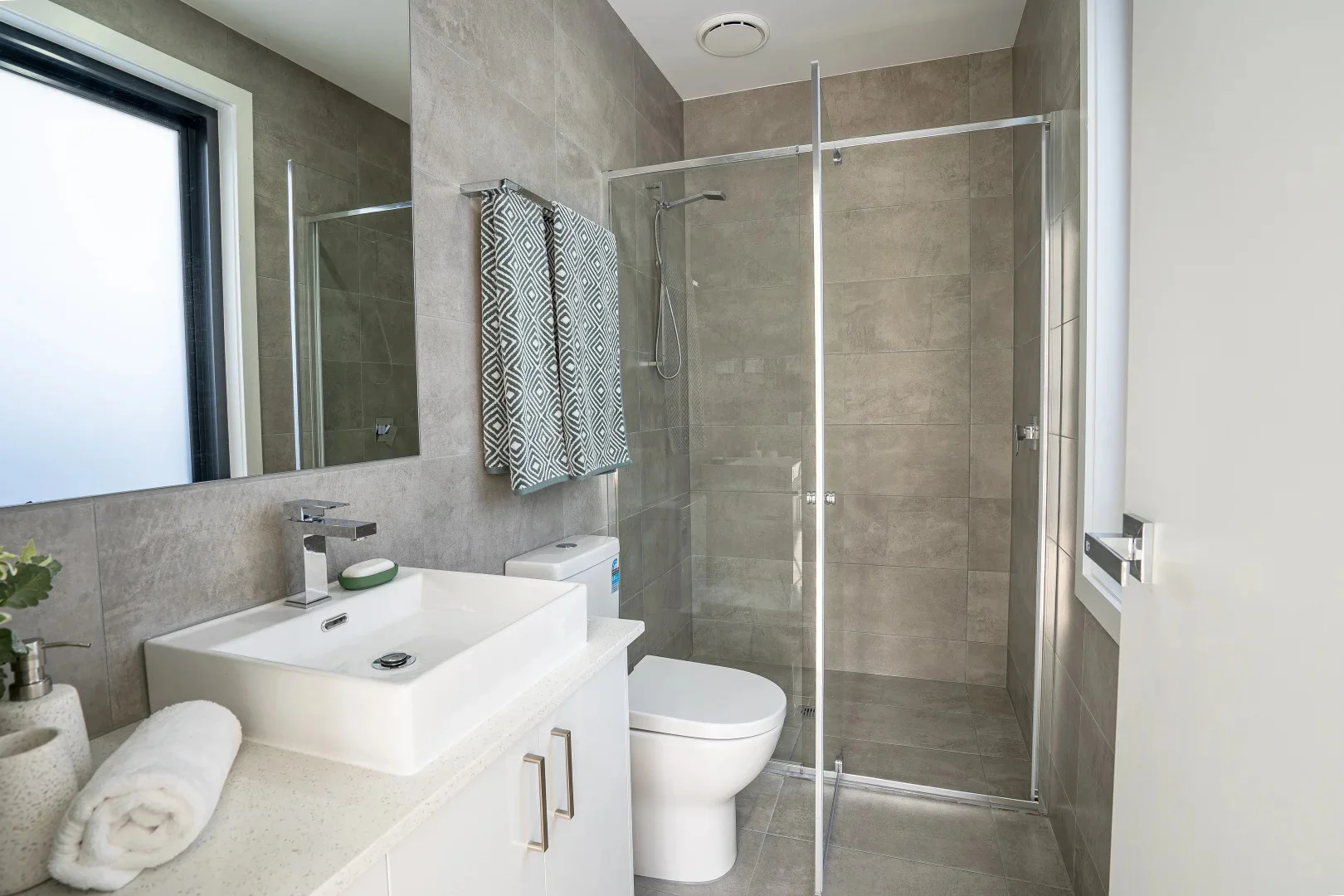 Additional image 8 of 1/43 Clingin Street, Reservoir VIC 3073