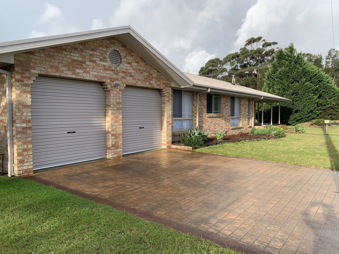 9 Portland Way, Lake Tabourie NSW 2539 House For Rent 650 Domain