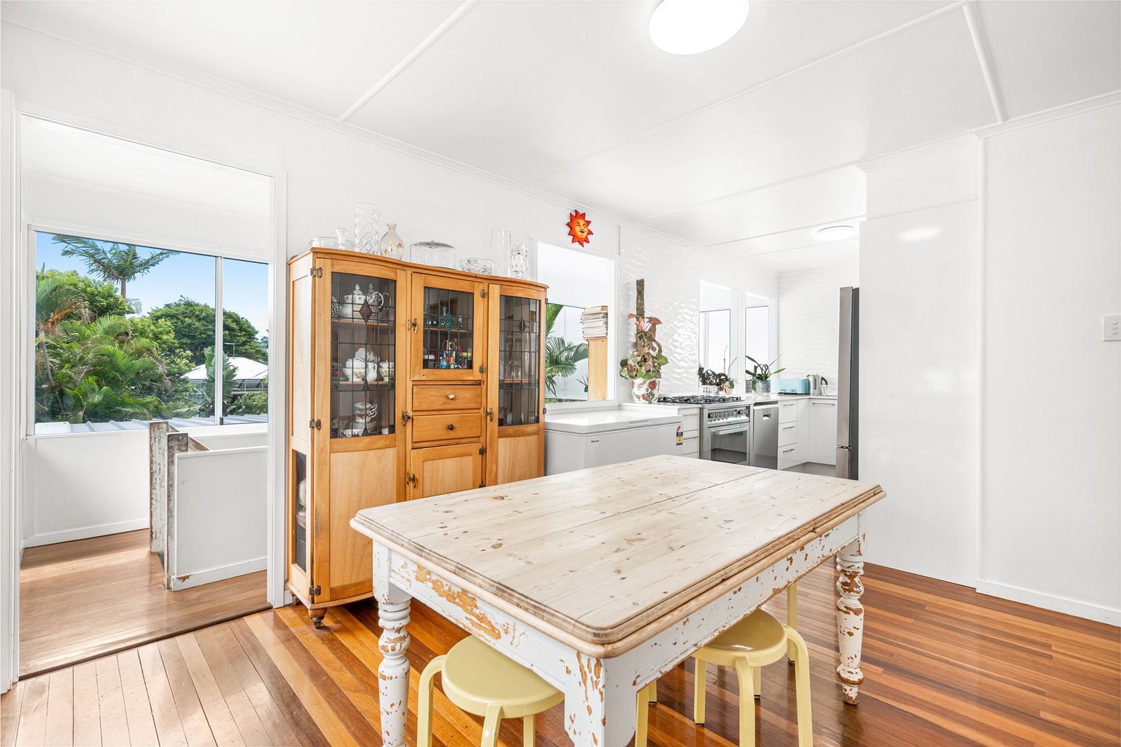 Sold 60 Kingsley Terrace, Wynnum QLD 4178 on 19 Apr 2023 2018446236 Domain