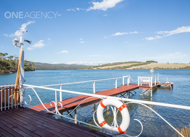 65 West Bay Road, Rowella TAS 7270