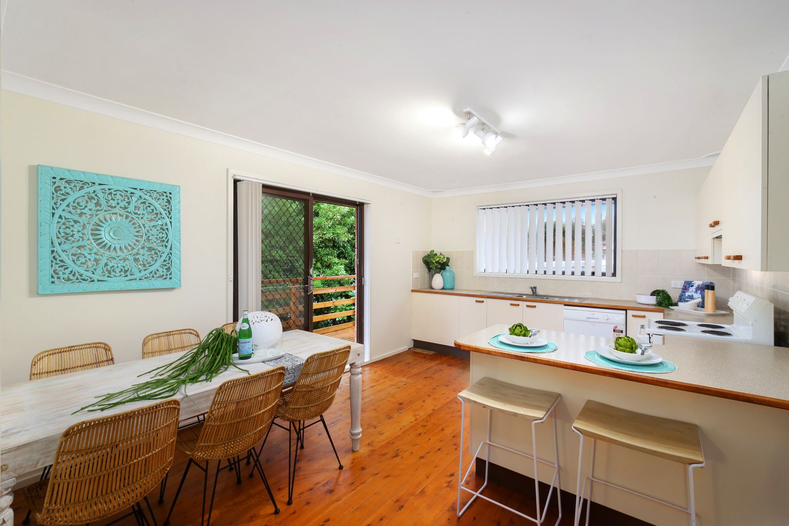 15 Hopetoun Street, Forresters Beach NSW 2260, Image 2