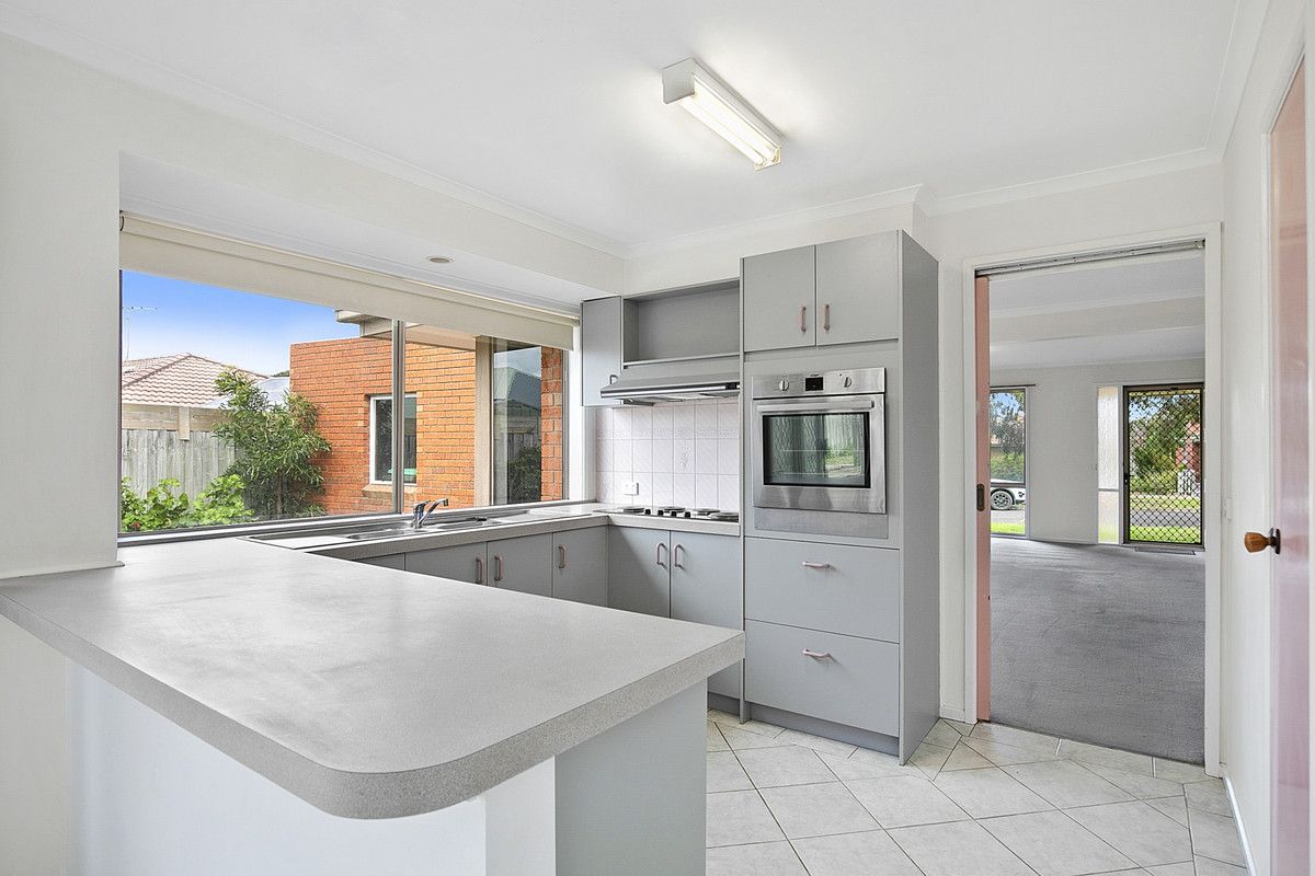 1 Scammell Crescent, Torquay VIC 3228, Image 2