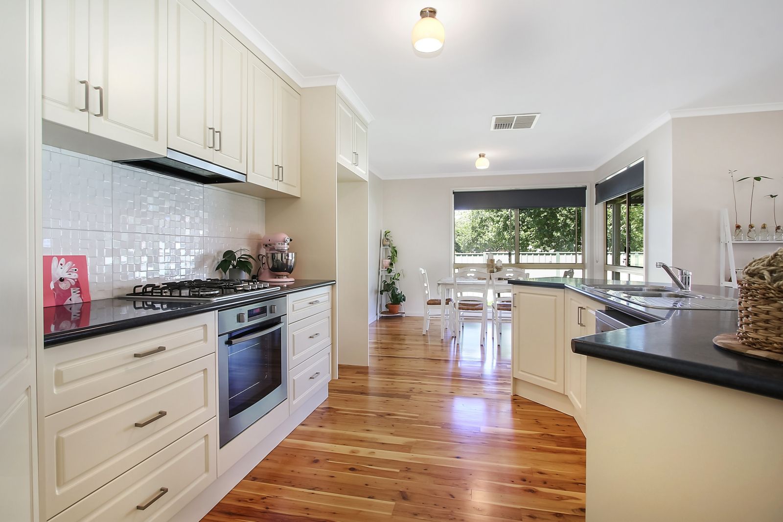 511 Lyne Street, Lavington NSW 2641, Image 1