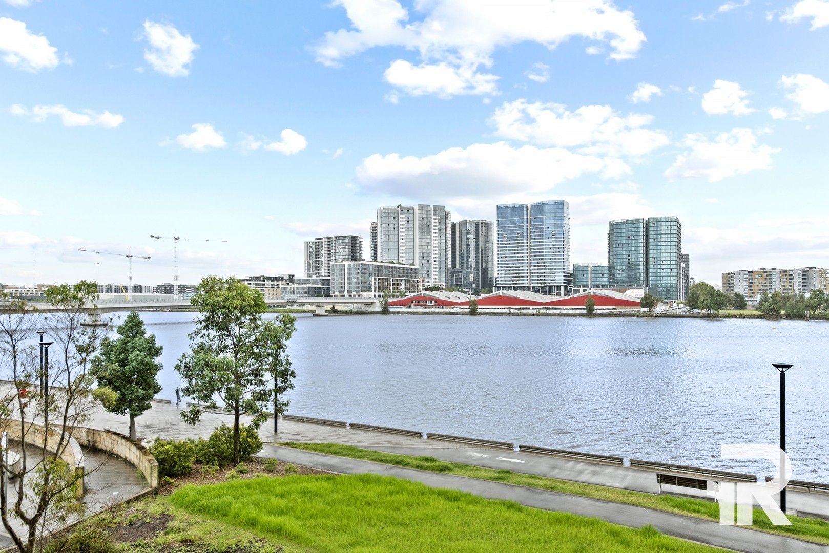 1 bedrooms Apartment / Unit / Flat in 136/38 Shoreline Drive RHODES NSW, 2138