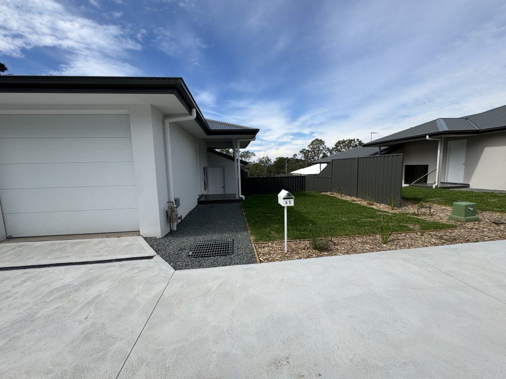 2 bedrooms House in 45/2 WATANOBBI ROAD WATANOBBI NSW, 2259