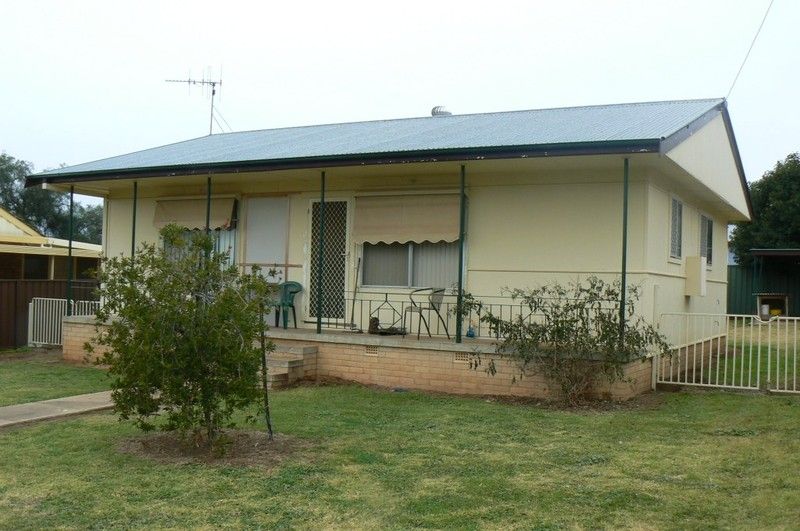 2 bedrooms House in 17 BOWMAN STREET GULGONG NSW, 2852