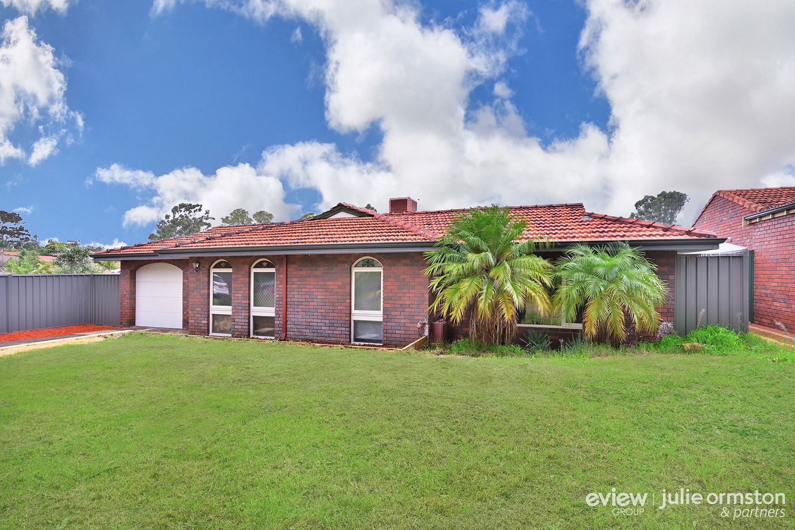 3 bedrooms House in 33 Wirilda Crescent GREENWOOD WA, 6024