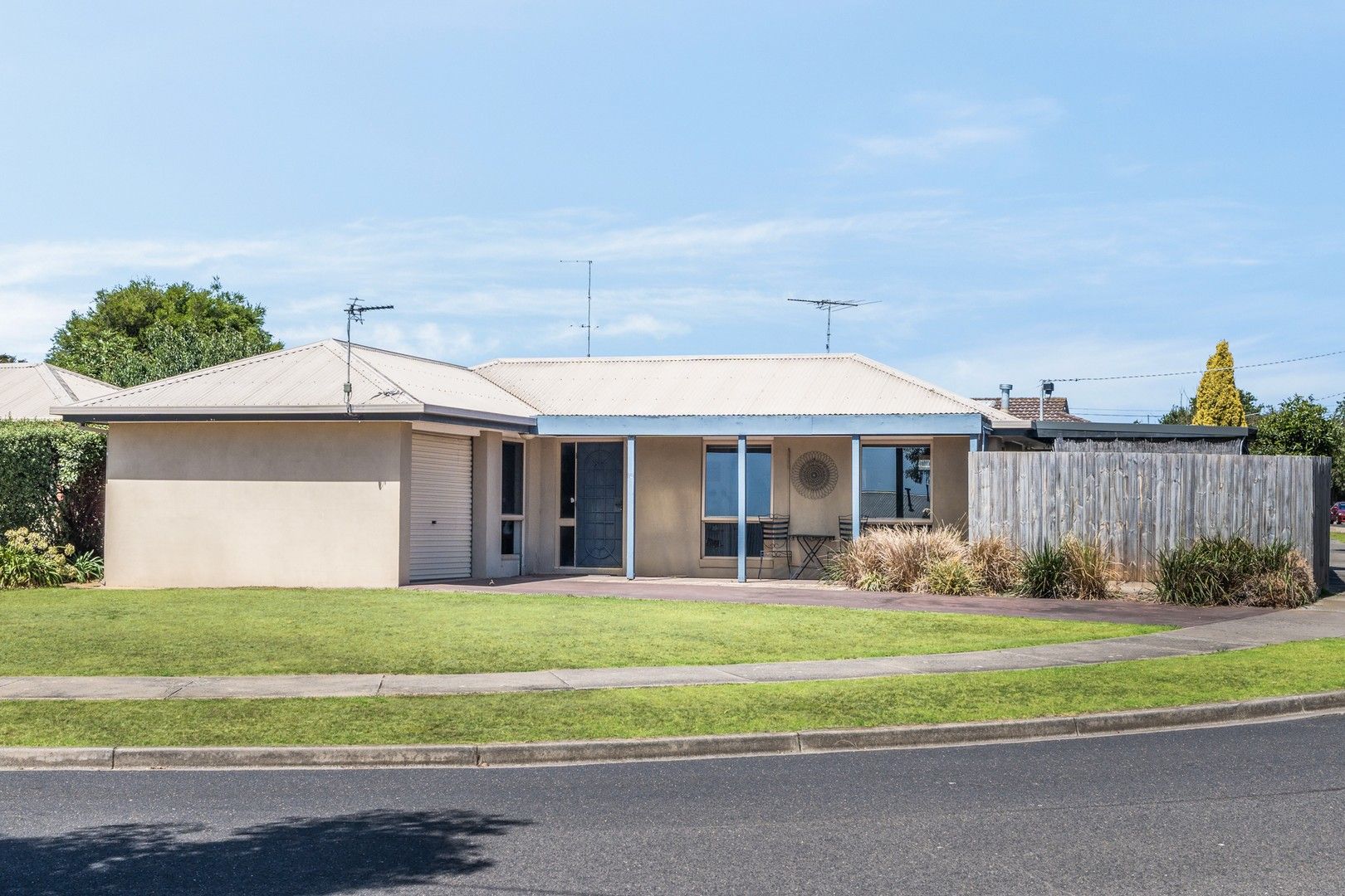 1/24 Cornthwaite Crescent, Leopold VIC 3224, Image 0