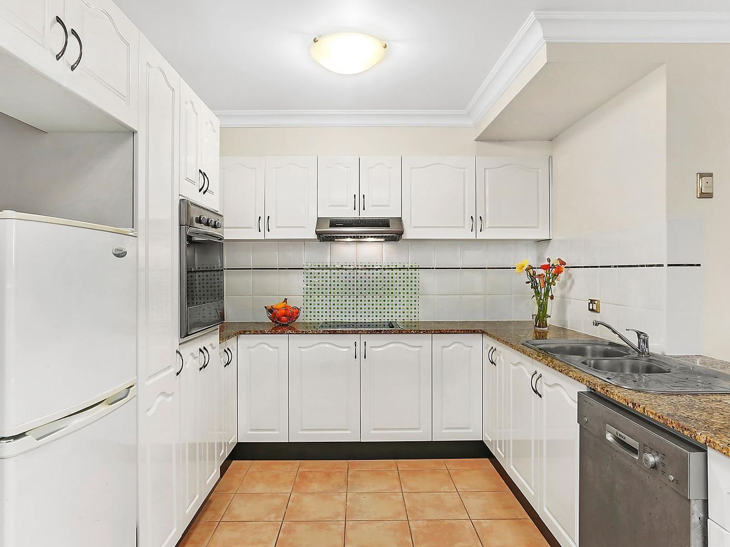 8/3 Parsonage Road, CASTLE HILL NSW 2154, Image 2