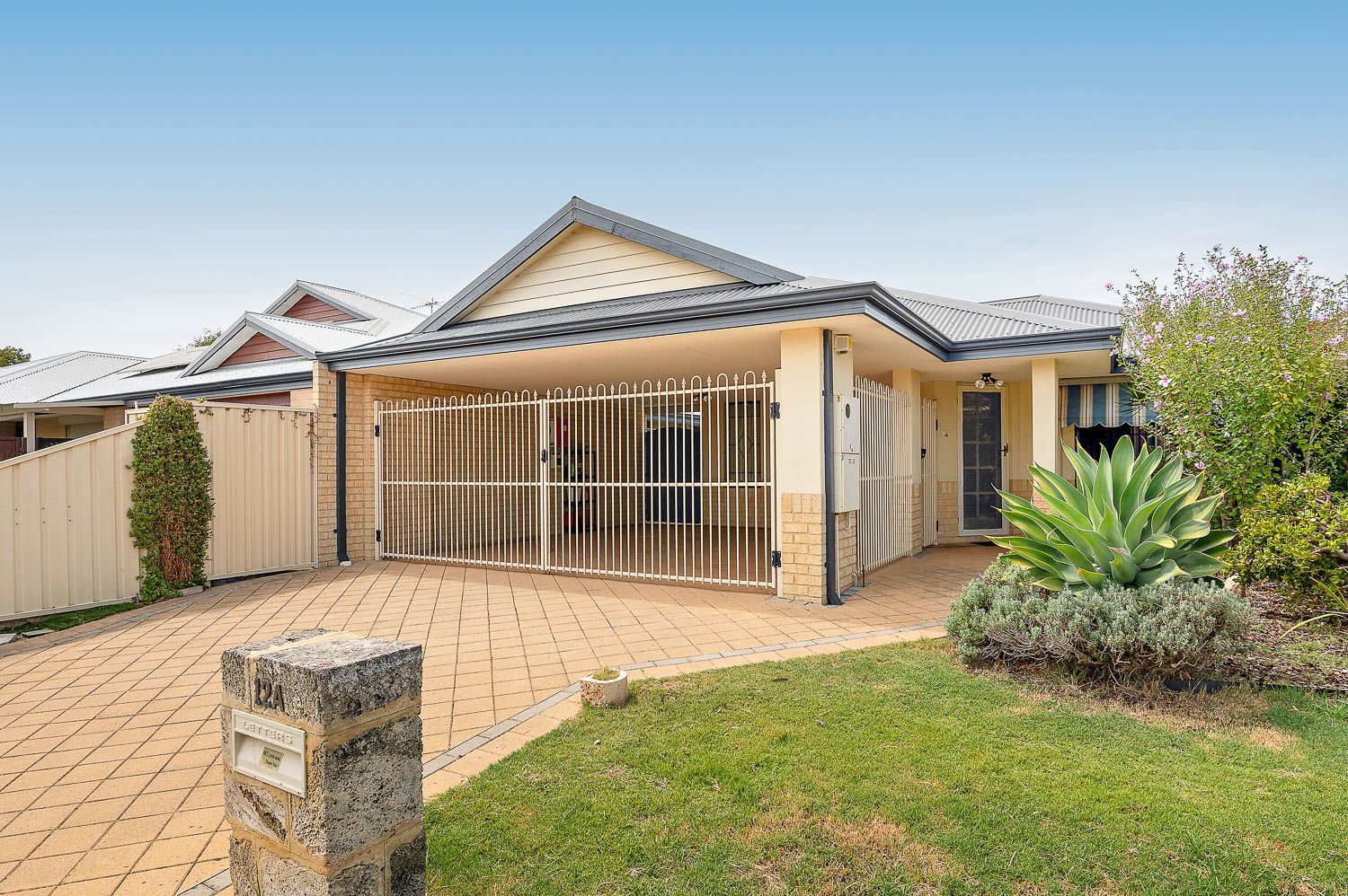 12A Ellesmere Circuit, Success WA 6164, Image 0