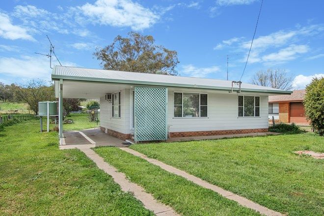 Picture of 7 Elizabeth Street, WALLABADAH NSW 2343