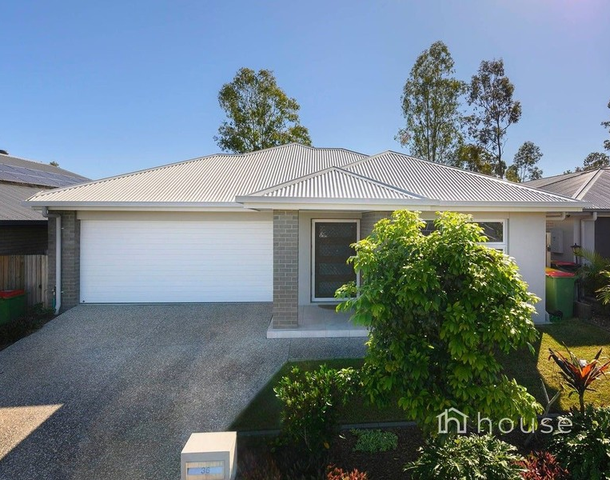 36 Pintail Circuit, Deebing Heights QLD 4306