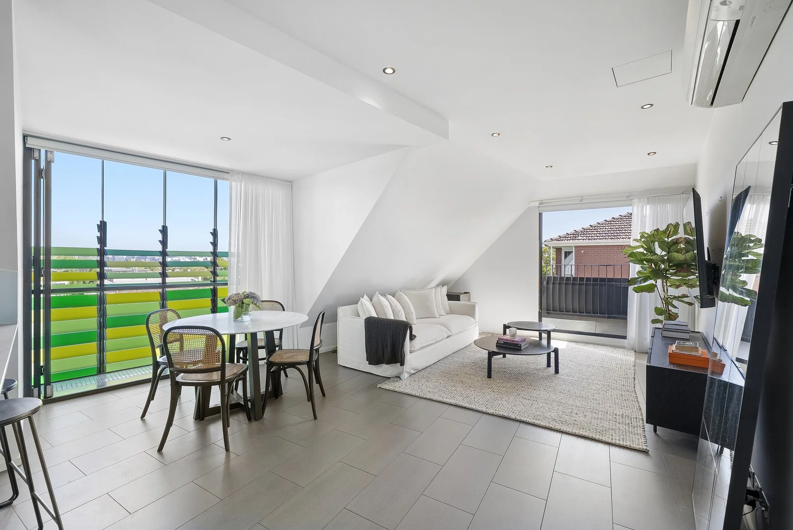 22/17 Ellesmere Road, Windsor VIC 3181