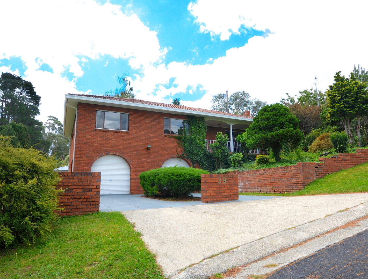 39 Bundarra Street, Blackheath Property History & Address Research