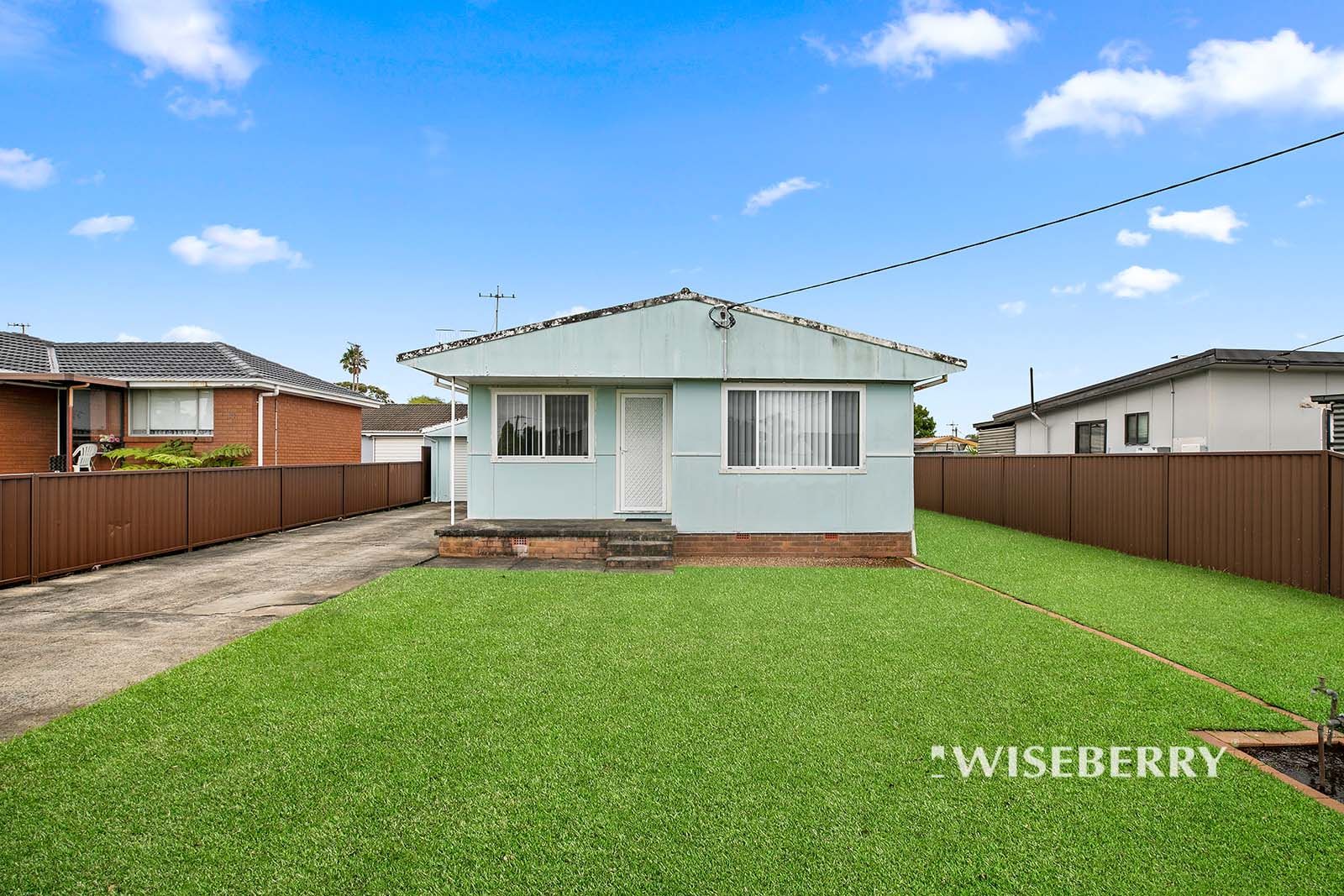 19 Clucas Avenue, Gorokan NSW 2263, Image 1