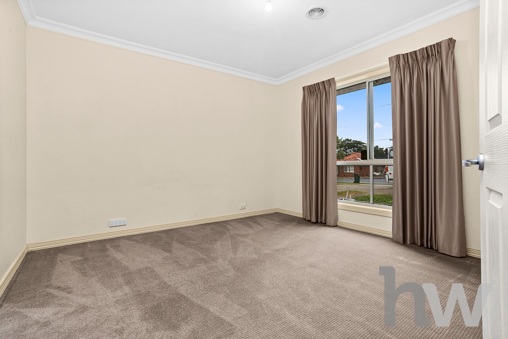 1/7 Forest Road South, Lara VIC 3212, Image 2