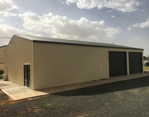 61 Grenfell Road, Cowra NSW 2794