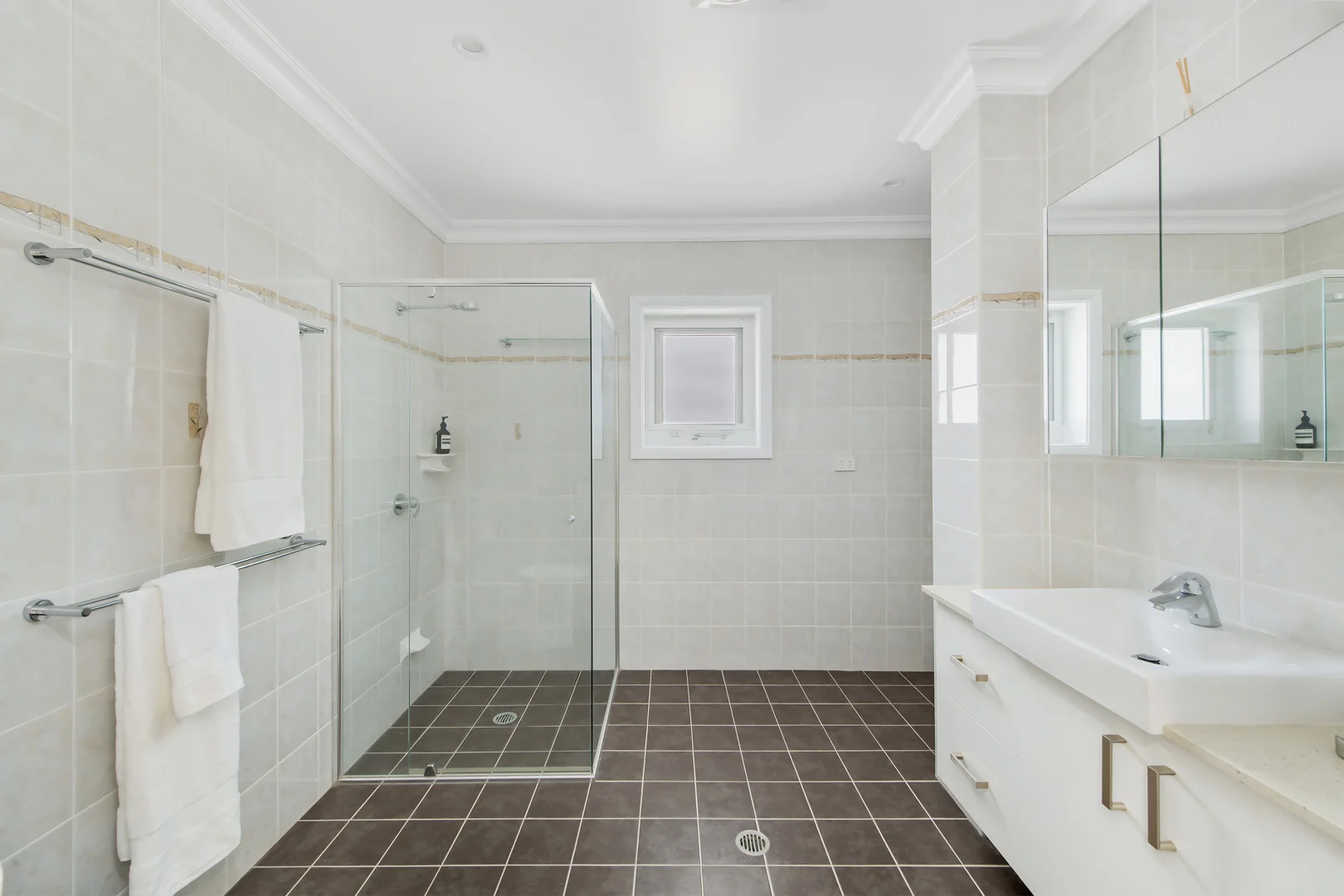 Additional image 17 of 1/151 Ocean Street, Narrabeen NSW 2101